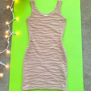 ✨Dusty rose ruffled mini cocktail dress✨